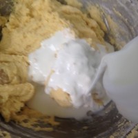 香蕉巧克力豆玛芬的做法 图解6 -->