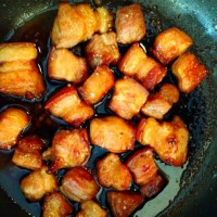 红烧肉烧玉米的做法 图解2 -->
