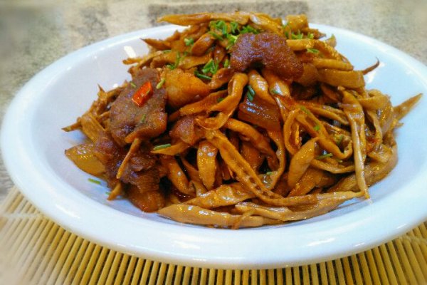 咸肉炒笋干的做法