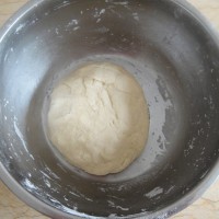 芝麻酥饼的做法 图解2 -->