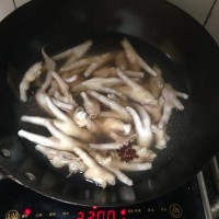 泡椒凤爪的做法 图解4 -->