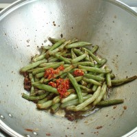 干煸豆角的做法 图解4 -->