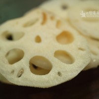 炝拌藕片的做法 图解2 -->