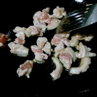 家常下饭菜~豆角炒五花肉的做法 图解4 -->