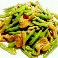 家常下饭菜~豆角炒五花肉的做法 图解7 -->