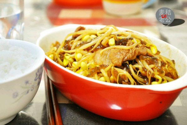 黄豆芽炒粉条的做法