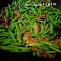 豇豆炒腊肉的做法 图解8 -->