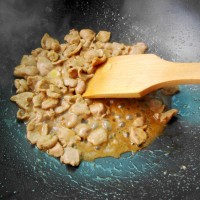 蒜薹炒鸭片的做法 图解5 -->