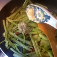 腐乳蒜泥空心菜的做法 图解5 -->
