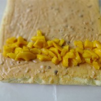 芒果蛋糕卷的做法 图解11 -->