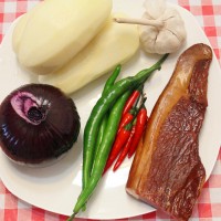 干锅土豆片的做法 图解1 -->