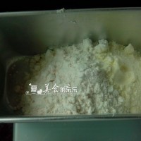 传统粤式早茶名点---马拉糕的做法 图解1 -->