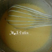 传统粤式早茶名点---马拉糕的做法 图解7 -->