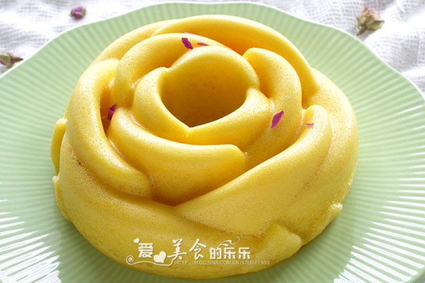 传统粤式早茶名点---马拉糕的做法