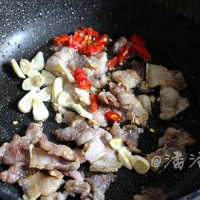 烧烤味的干煸花菜的做法 图解4 -->
