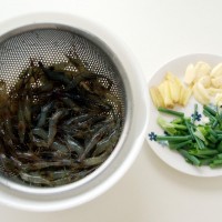 油爆虾(杭帮)的做法 图解1 -->