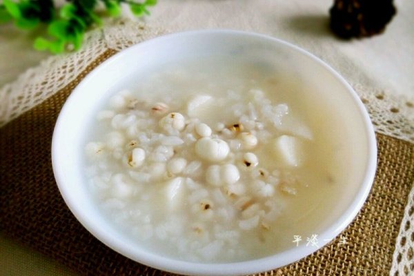 山药薏米芡实粥的做法