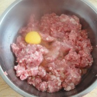 咸蛋黄大肉包的做法 图解5 -->