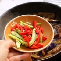 鱼香茄子煲的做法 图解11 -->