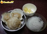 蒜蓉粉丝蒸元贝的做法 图解1 -->