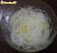 蒜蓉粉丝蒸元贝的做法 图解3 -->