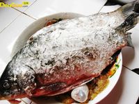 鲫鱼抹锅饼的做法 图解2 -->