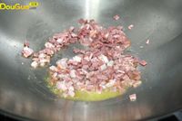 马苏焗培根蛋炒饭的做法 图解3 -->