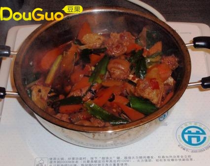 羊肉干锅的做法