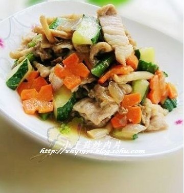 小平菇炒肉片的做法