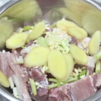 蒜香烤排骨的做法 图解2 -->