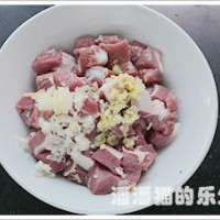 散炸芝麻羊肉的做法 图解2 -->