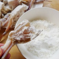 豆果独家:葱姜炒蟹的做法 图解3 -->