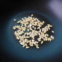 松仁玉米粒的做法 图解4 -->