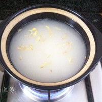 酒酿煮鸡蛋的做法 图解4 -->