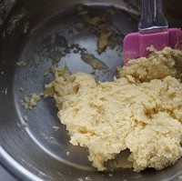 #特百惠龙卷风佳作#糖霜小鱼饼干的做法 图解5 -->