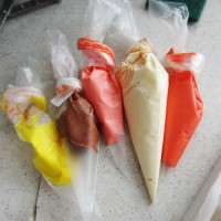 #特百惠龙卷风佳作#萌兔子彩绘蛋糕卷的做法 图解9 -->