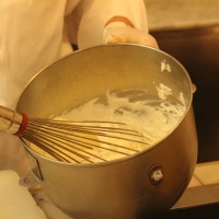 名店名厨香芒青柠慕斯~的做法 图解14 -->