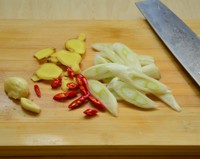 萝卜羊肉煲的做法 图解3 -->