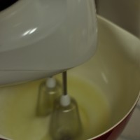 奶油蛋糕卷的做法 图解4 -->