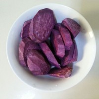 椰香紫薯糯米糍的做法 图解1 -->