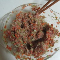 佛手瓜三鲜锅贴 的做法 图解5 -->