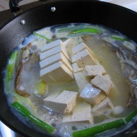 小黄鱼豆腐汤的做法 图解11 -->
