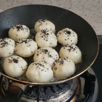 生煎包子的做法 图解13 -->