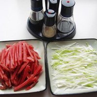 京酱肉丝的家庭做法的做法 图解1 -->