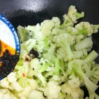 冬日暖身——干锅辣花菜的做法 图解9 -->