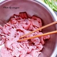 超能量菰试用之 菰米香牛肉的做法 图解2 -->