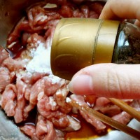 超能量菰试用之 菰米香牛肉的做法 图解7 -->