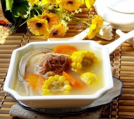 老母鸡鲍鱼玉米汤----亚运美食的做法