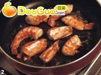 生抽王干煎大虾的做法 图解2 -->