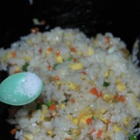 首发榨菜青豆蛋炒饭--乌江榨菜的做法 图解8 -->